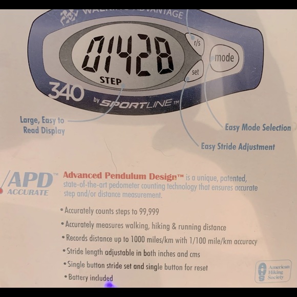 Step and Distance Pedometer - Picture 2 of 4